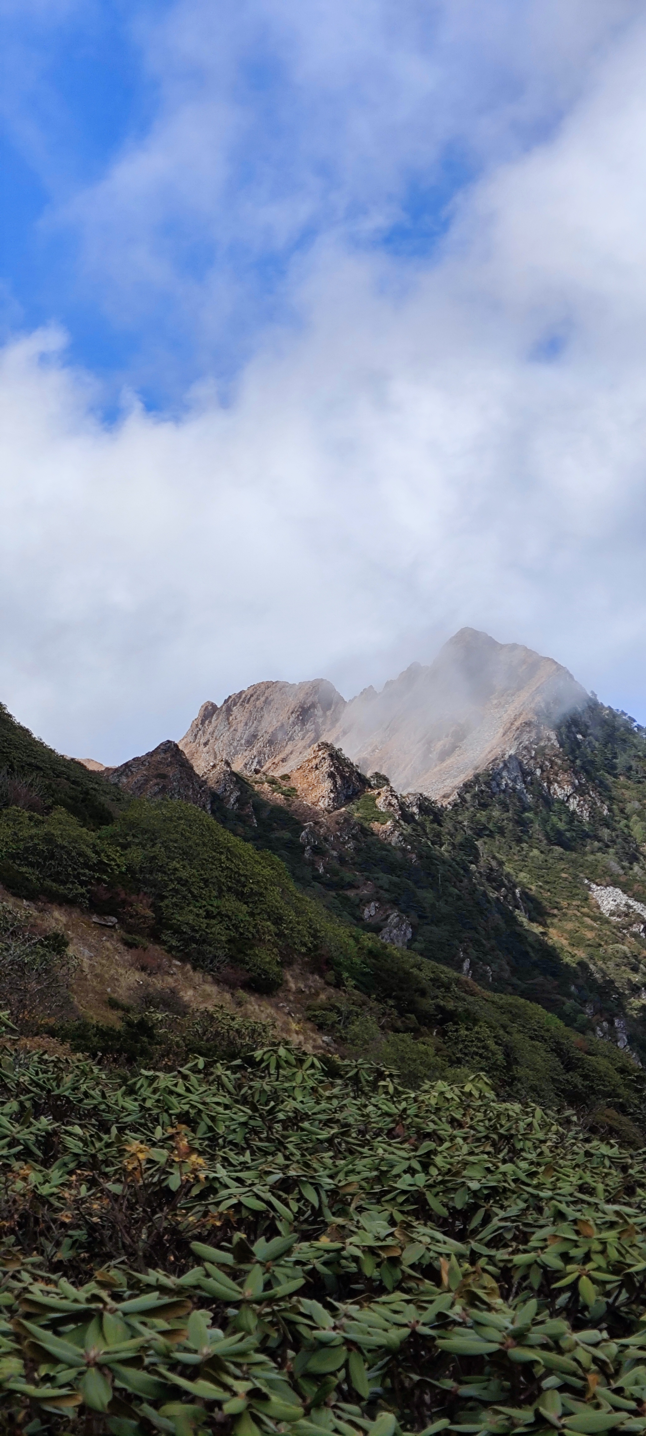 Yuju Peak